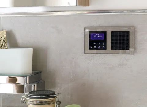 Das smarte Einbauradio von JUNG.