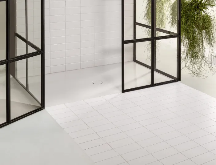 Duschfläche BetteFloor mit Dusche im nostalgie Desing